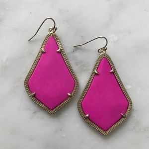 Kendra Scott Alex earring in Magenta